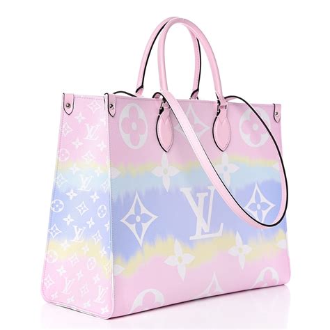 Louis vuitton monogram escale onthego gm bag - This is an authentic LOUIS VUITTON Monogram Escale Onthego GM in Blue. This limited edition tote features oversized and smaller versions of the classic Louis Vuitton monogram printed in white on a blue tie-dye coated canvas. The bag features dark blue rolled top handles and longer shoulder straps that can be tucked away inside the bag, accented with polished silver hardware. The top is open to ...